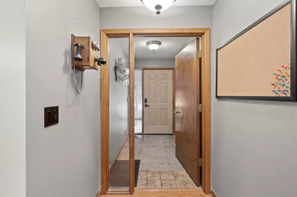 Eagan, MN 55123,778 Sunset DR