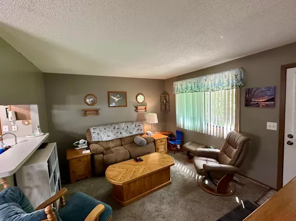 Brooklyn Park, MN 55444,2689 Brookdale LN