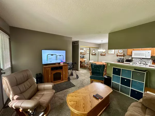 Brooklyn Park, MN 55444,2689 Brookdale LN