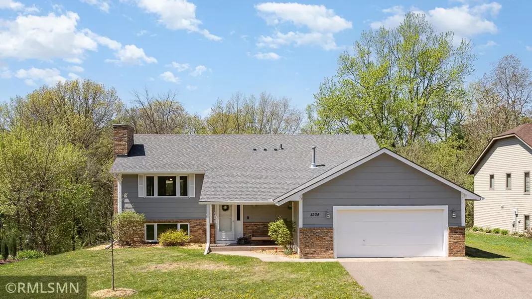 2504 8th ST, White Bear Twp, MN 55110