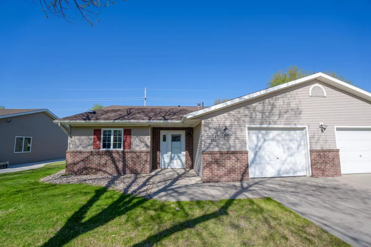 Willmar, MN 56201,2606 9th ST SW