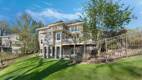 Chanhassen, MN 55331,6470 Tanagers PT