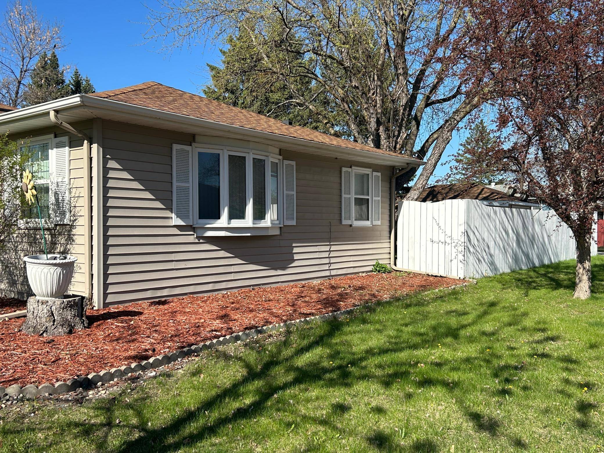 Thief River Falls, MN 56701,324 Maple AVE S