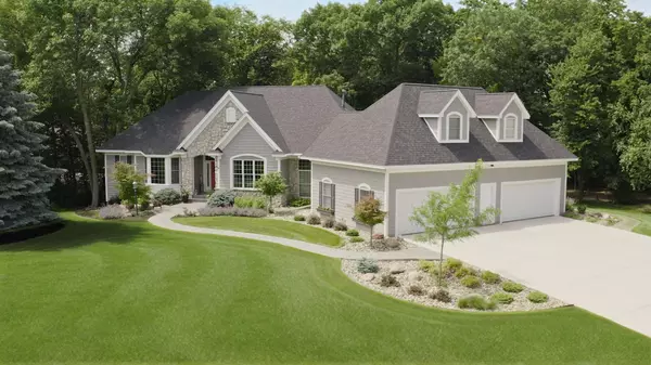 270 Turnberry CT, Hudson, WI 54016