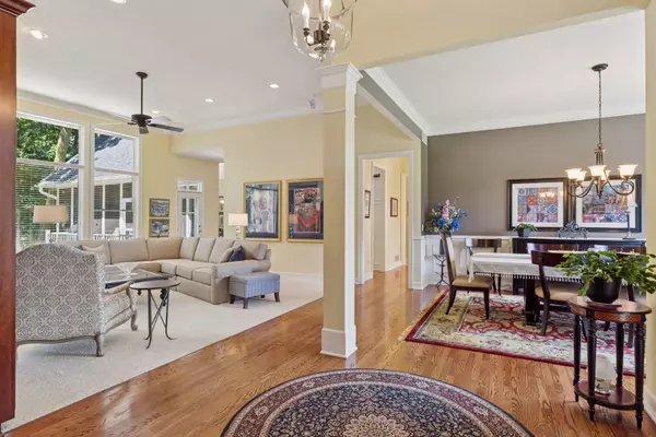 Hudson, WI 54016,270 Turnberry CT