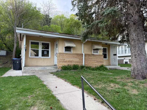 447 N 6th ST, Mankato, MN 56001