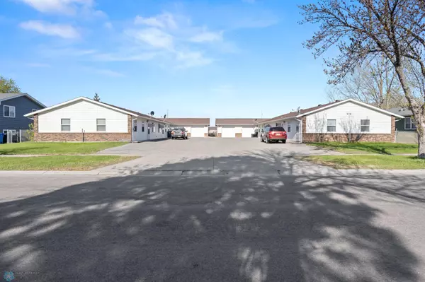 722-724 31st ST N,  Fargo,  ND 58102