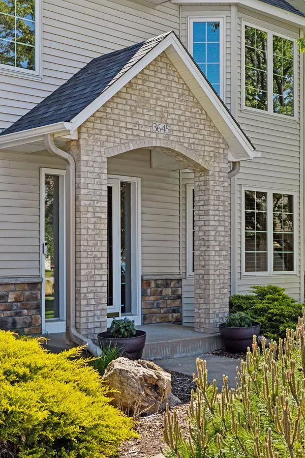 Woodbury, MN 55125,3645 Bailey Ridge CT