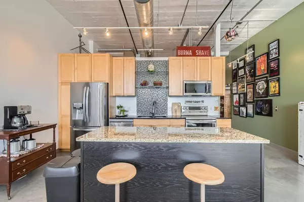Minneapolis, MN 55413,730 Stinson BLVD #205