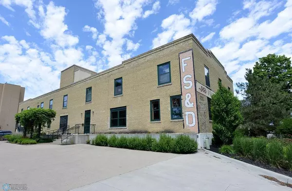 210 11th ST N #205, Fargo, ND 58102