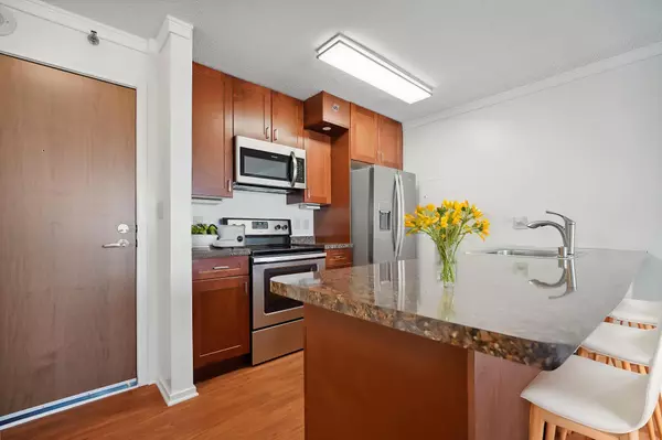 Minneapolis, MN 55415,433 S 7th ST #1921