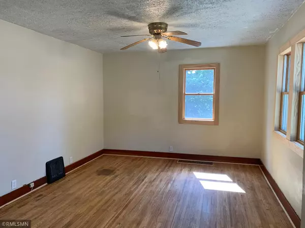 Glencoe, MN 55336,1330 10th ST E