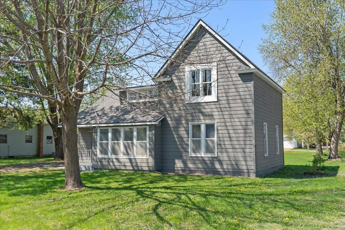 New Richmond, WI 54017,231 High ST