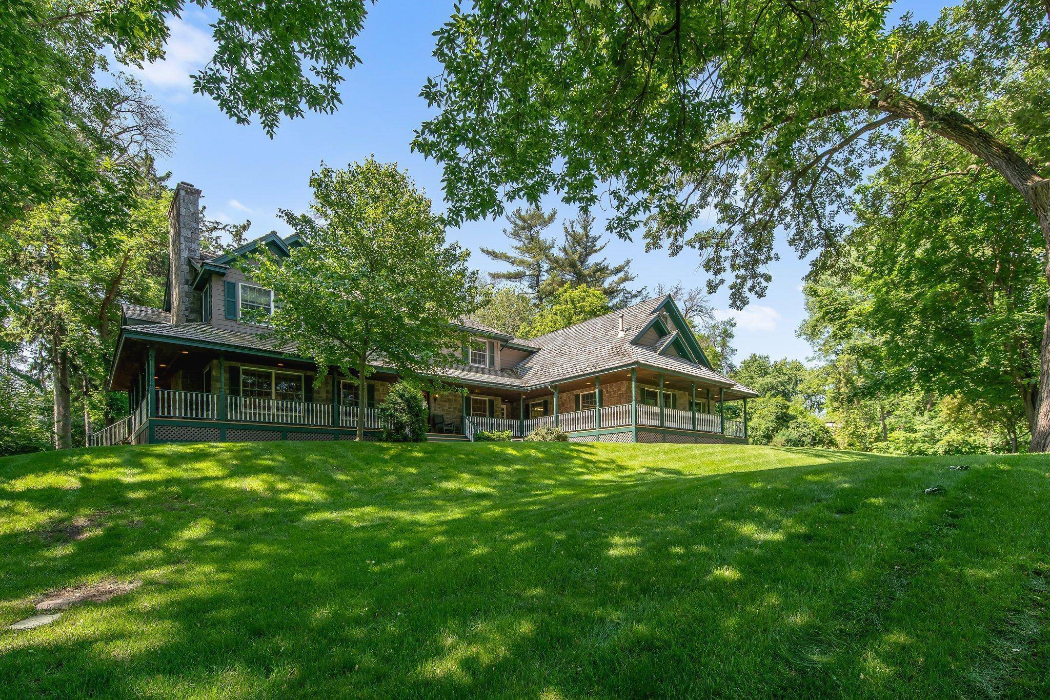 North Oaks, MN 55127,2 E Pleasant Lake RD