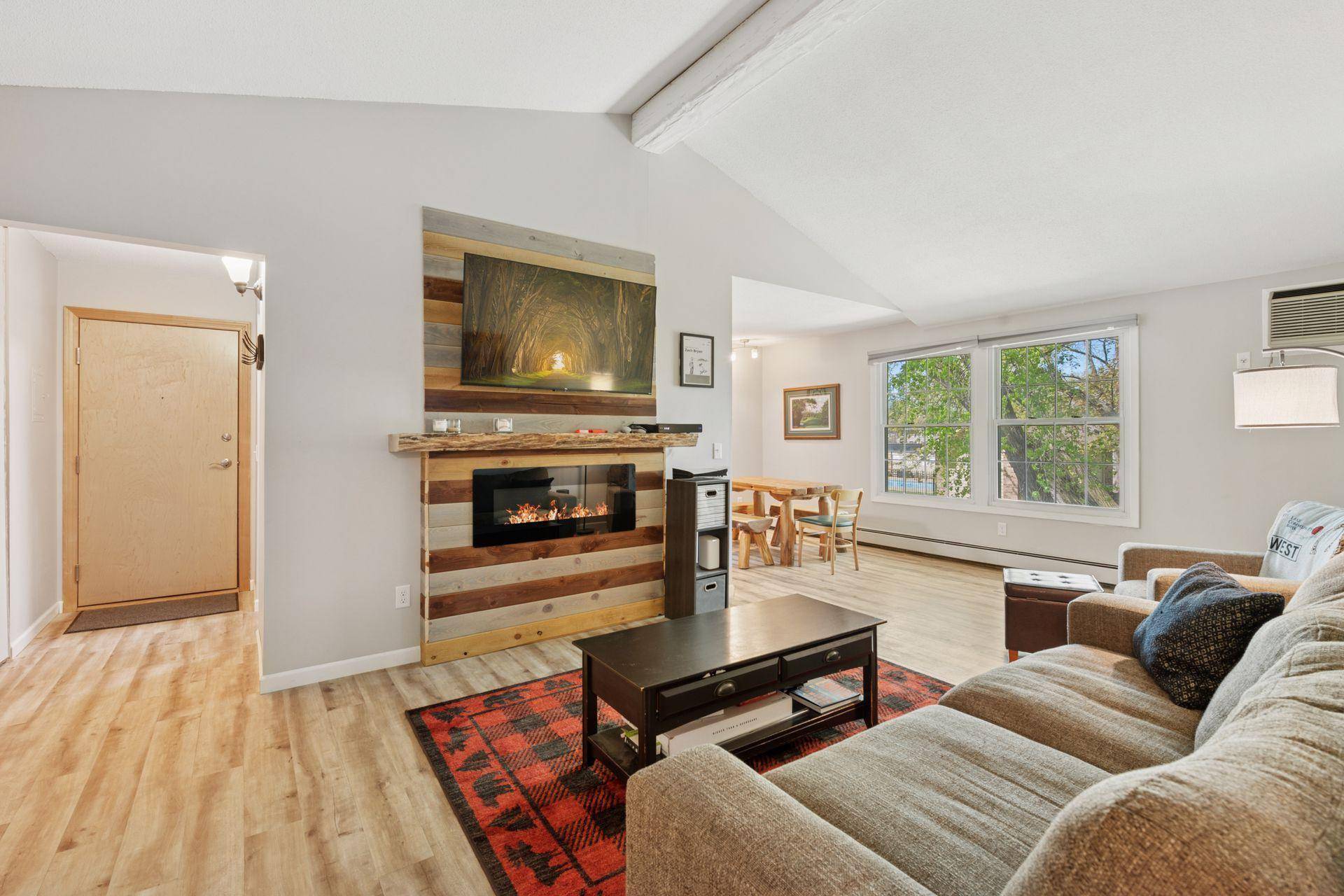 4430 Cedar Lake RD S #6, Saint Louis Park, MN 55416