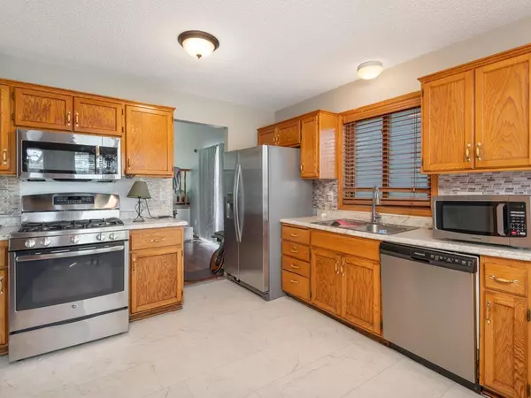 Brooklyn Park, MN 55443,9128 Cambridge AVE