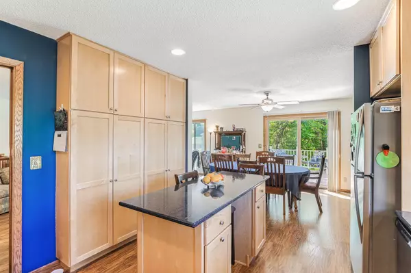 Bloomington, MN 55438,5917 W 99th ST