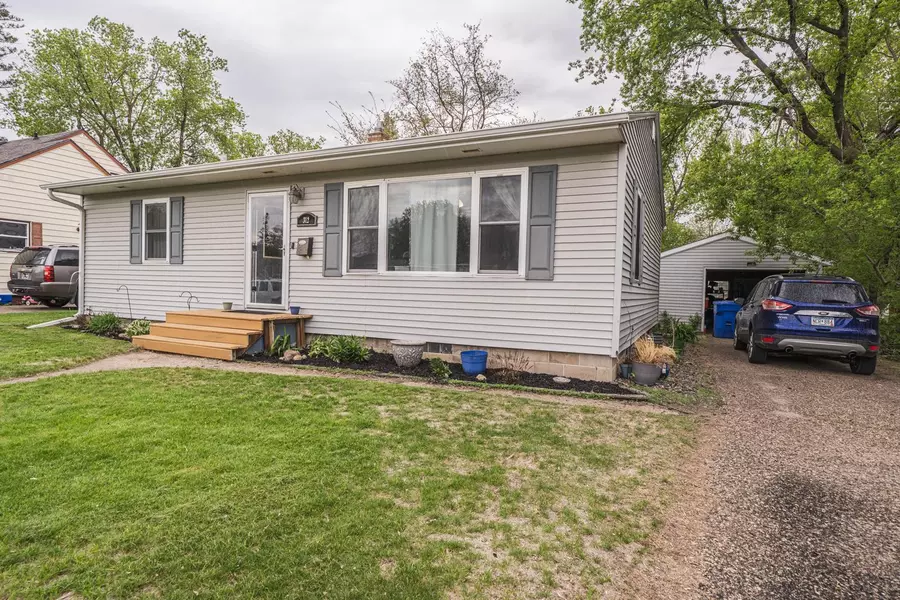 312 Langford ST, Detroit Lakes, MN 56501
