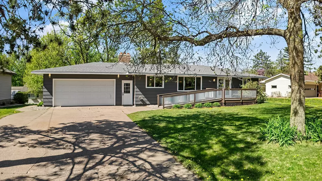 473 Riverside ST, Mora, MN 55051