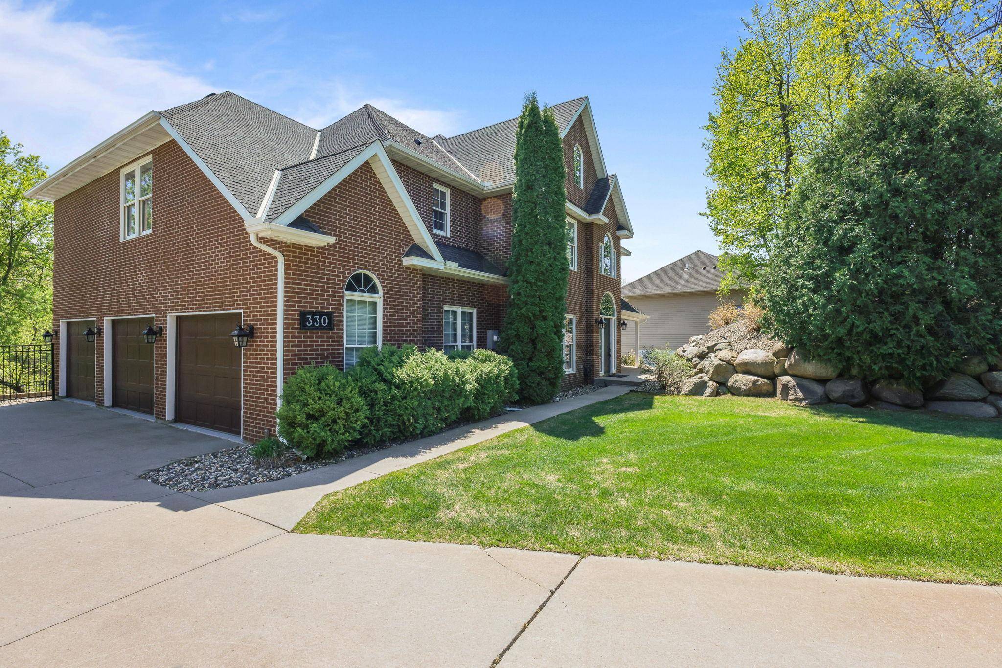 Long Lake, MN 55356,330 Wolf Pointe TRL