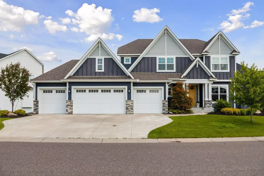 62 Rapp Farm BLVD, North Oaks, MN 55127