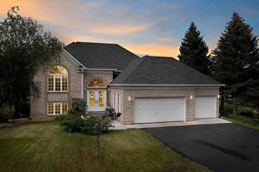 2001 Stonepine AVE, Hudson, WI 54016