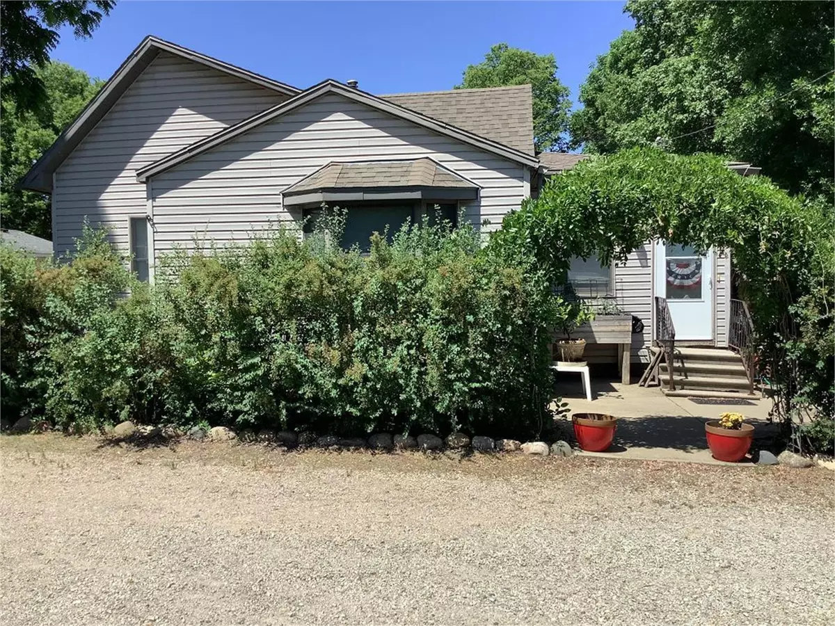 Morristown, MN 55052,103 Bloomer ST E
