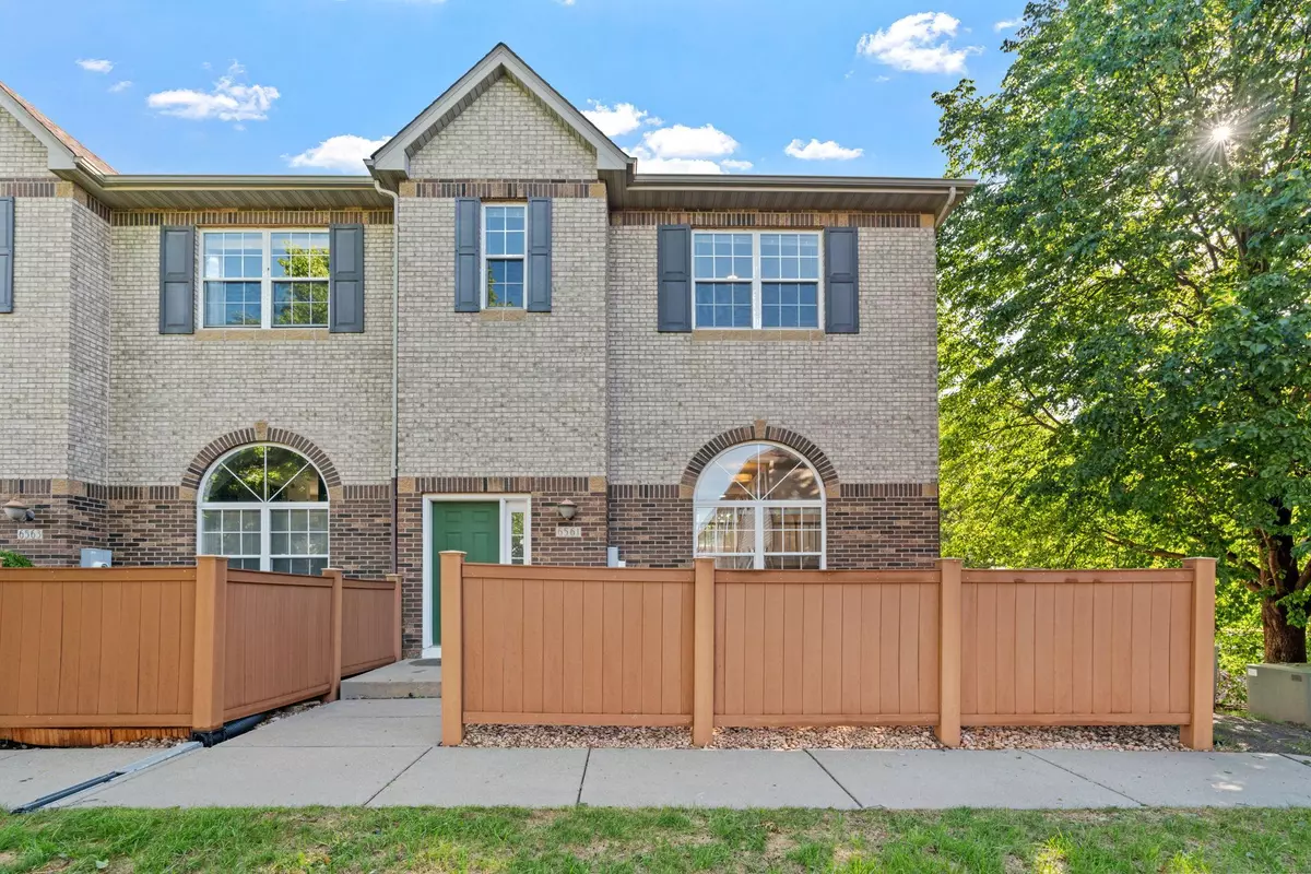 Eden Prairie, MN 55344,6561 Regency LN