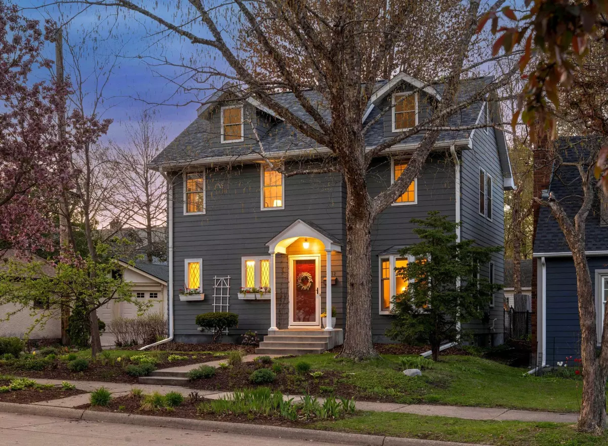 Minneapolis, MN 55406,4712 E 45th ST