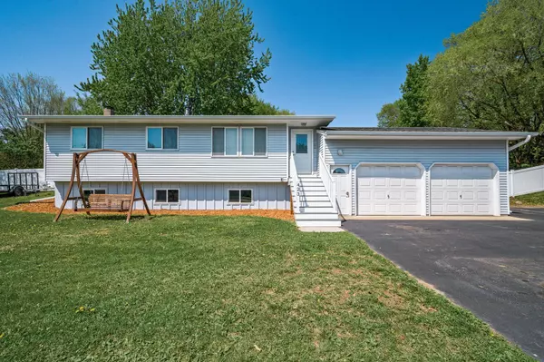 423 Main ST N, Saint Michael, MN 55376