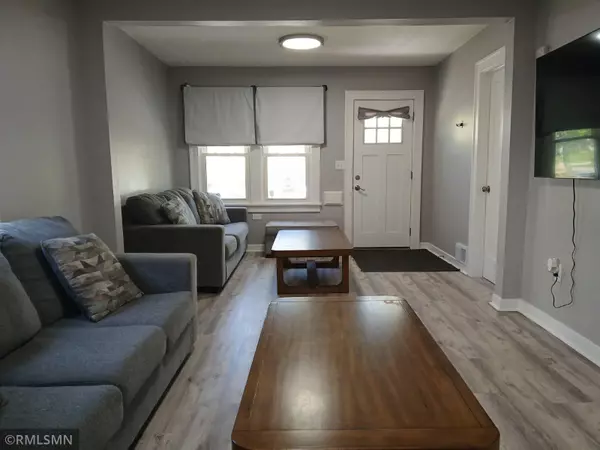 Saint Paul, MN 55119,1341 Hazel ST N