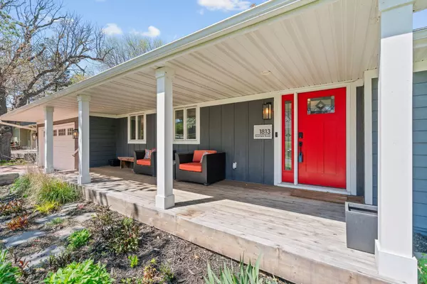 Arden Hills, MN 55112,1813 Gramsie RD