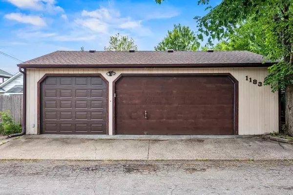 Saint Paul, MN 55104,1183 Charles AVE