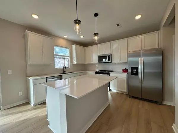 Blaine, MN 55449,12609 Fraizer ST NE