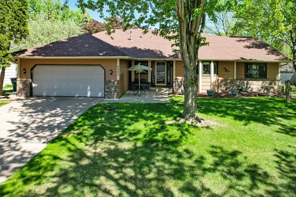 9883 Yalta ST NE, Blaine, MN 55434
