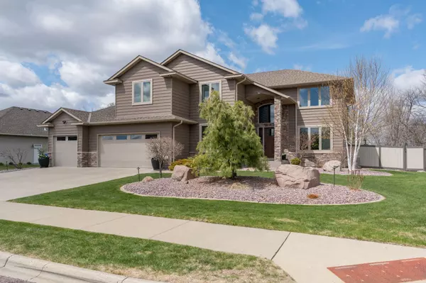 22 Danbury CT, North Mankato, MN 56003
