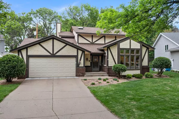 Robbinsdale, MN 55422,4420 Shoreview RD