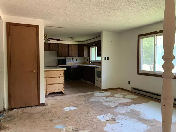 Oronoco, MN 55960,745 W Center ST