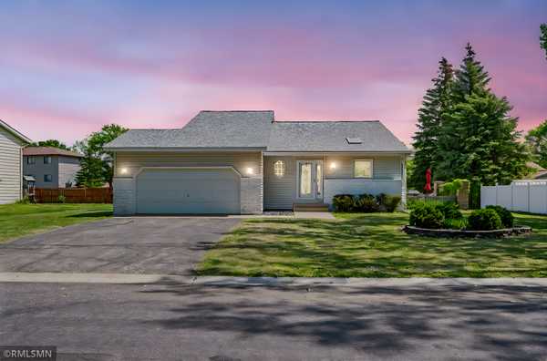 2481 Northridge DR,  North Mankato,  MN 56003
