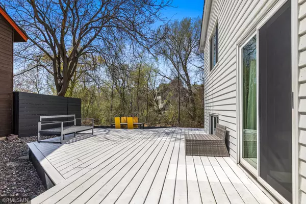Shoreview, MN 55126,5535 Knoll DR
