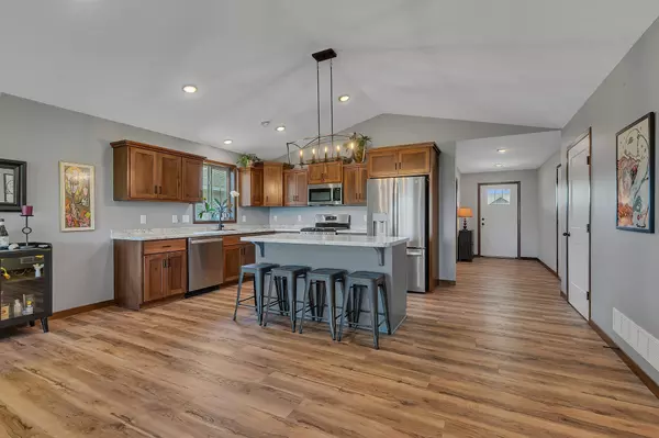 Saint Cloud, MN 56304,468 53rd AVE SE