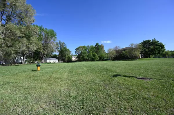 Shakopee, MN 55379,XXX W 3rd Ave