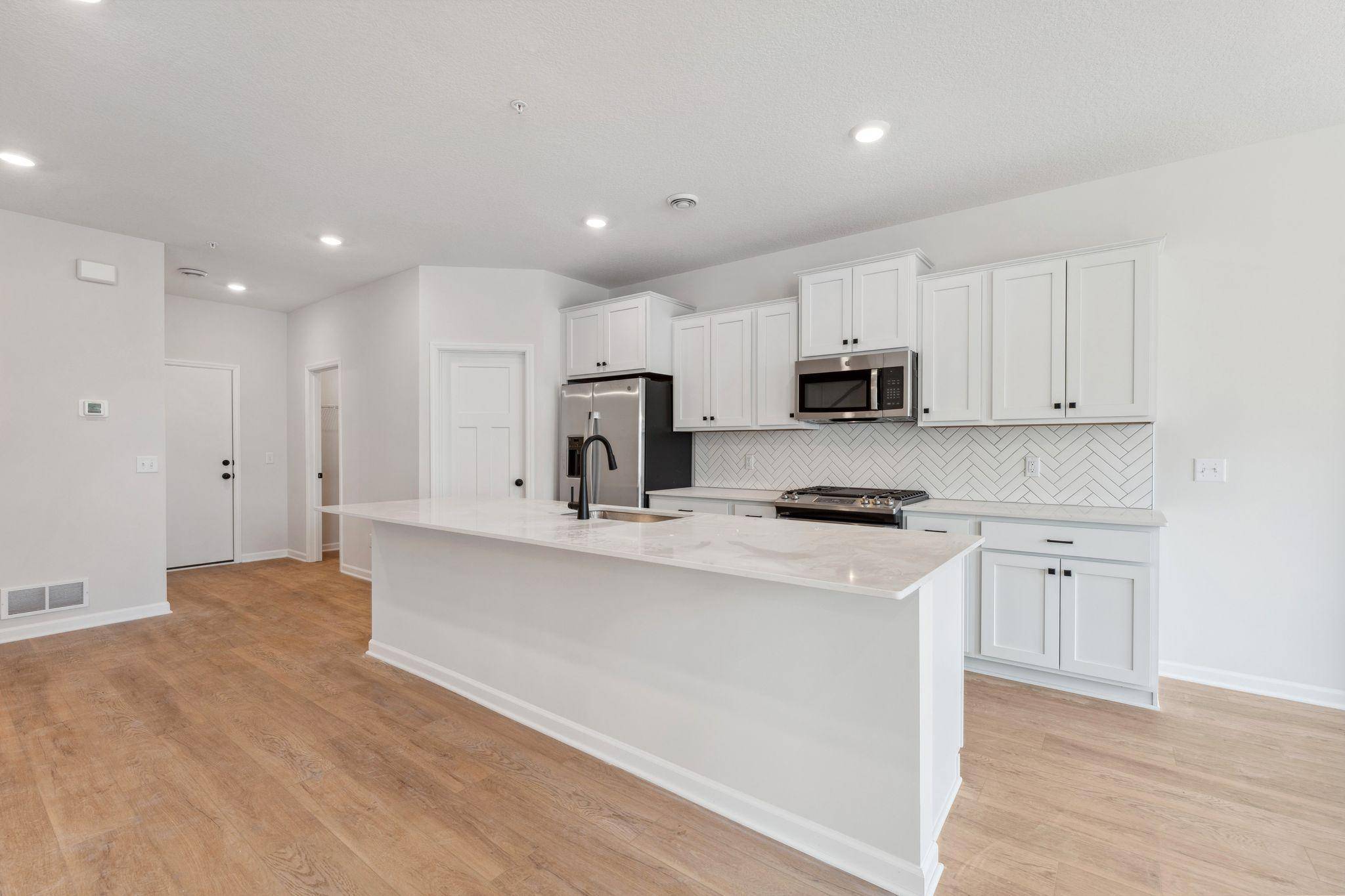 Corcoran, MN 55340,20104 78th PL