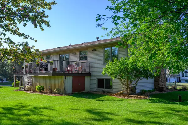 Alexandria, MN 56308,2914 Crestwood DR NE