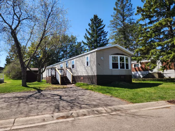 39 Foxtail AVE, Proctor, MN 55810