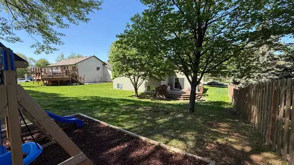 Coon Rapids, MN 55448,12427 Raven ST NW