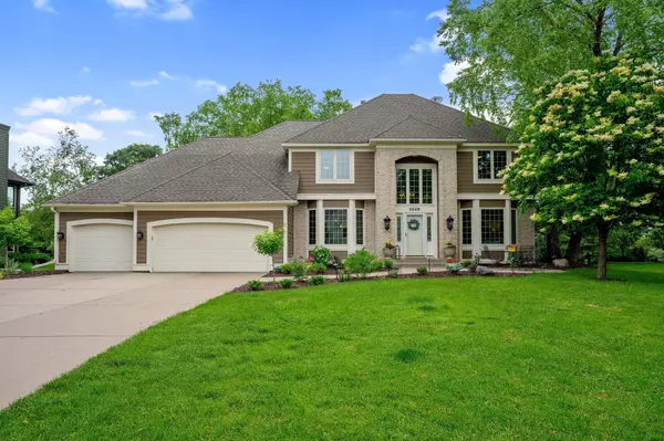 3029 Edgewater PL, Woodbury, MN 55125