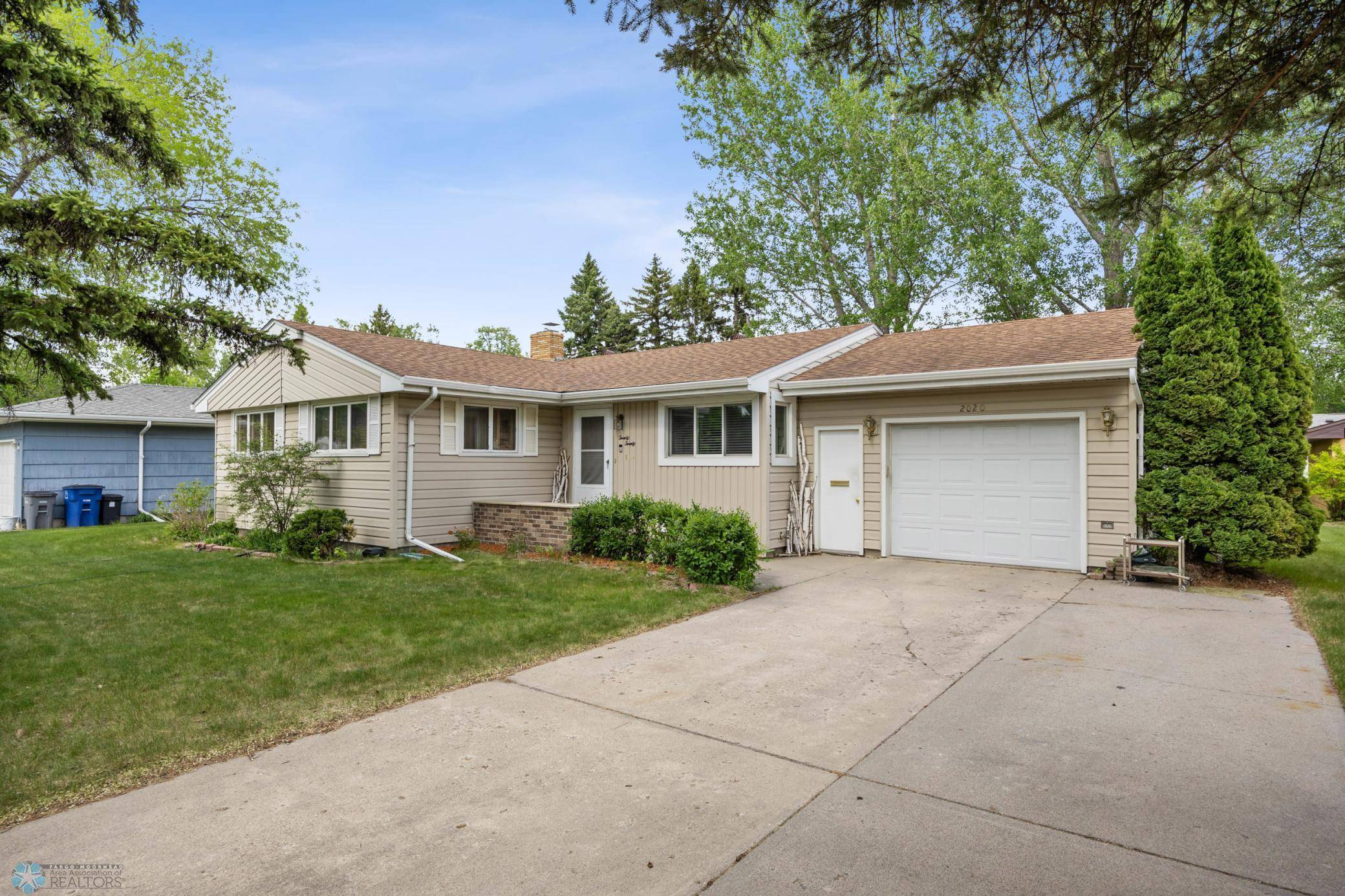 2020 5th ST S, Moorhead, MN 56560