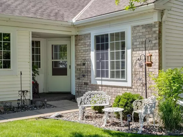 Maple Grove, MN 55311,9349 Kimberly LN N
