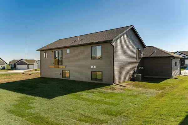 Byron, MN 55920,1806 Brandt DR NE